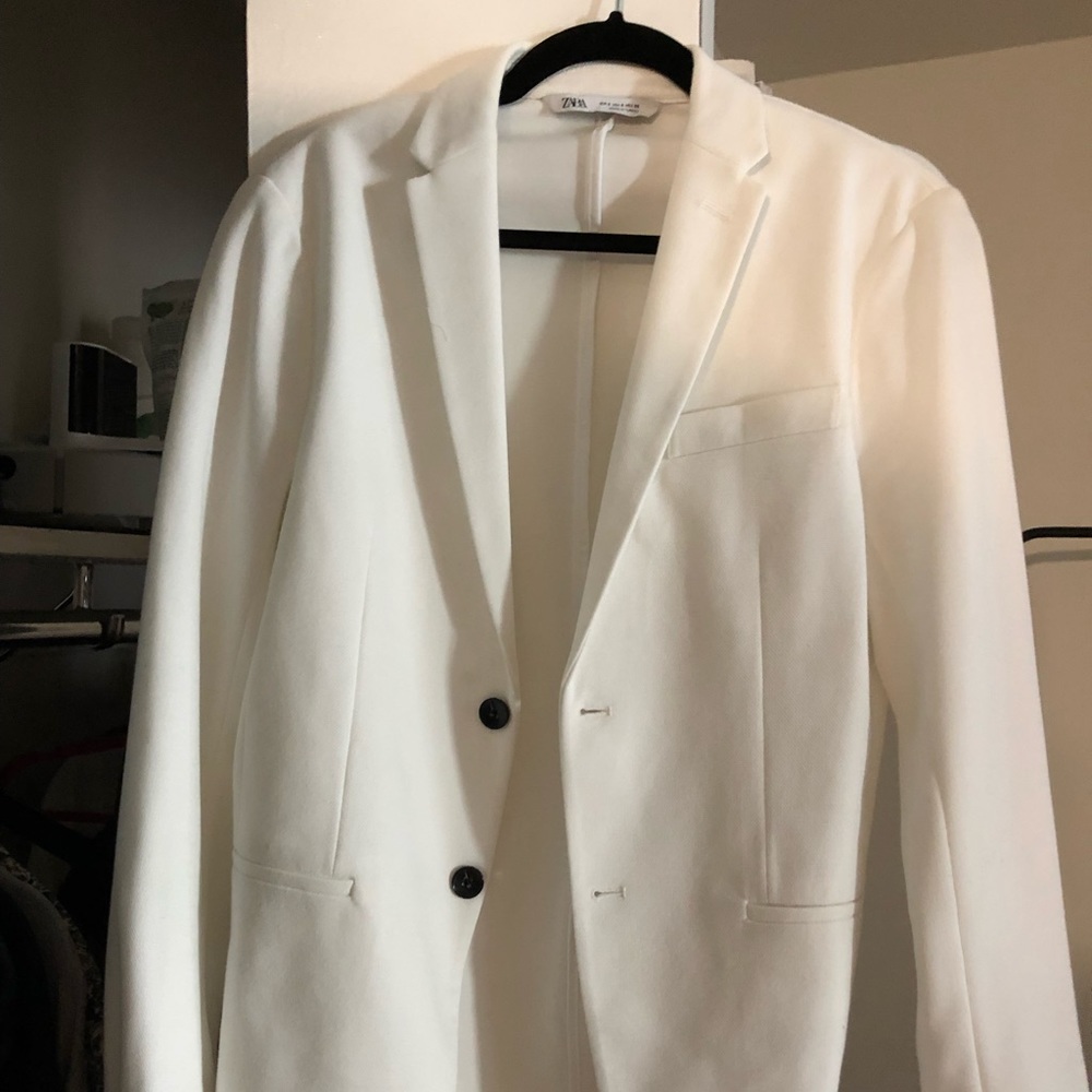 White Button Down Jacket/Blazer